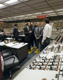 Thornburgh and President Jimmy Carter in control room at Three Mile Island